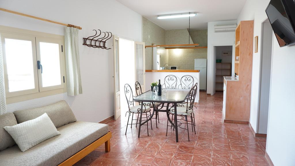 Apartments Campanitx - Astbury Formentera Es Calo  Exteriör bild